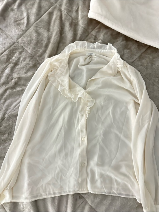 Wilfred Tops - Wilfred Cream Ruffle-Trim Button-Down Blouse